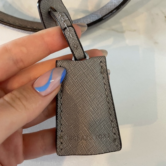 Michael Kors silver grey bag. Medium size. - Picture 7 of 7